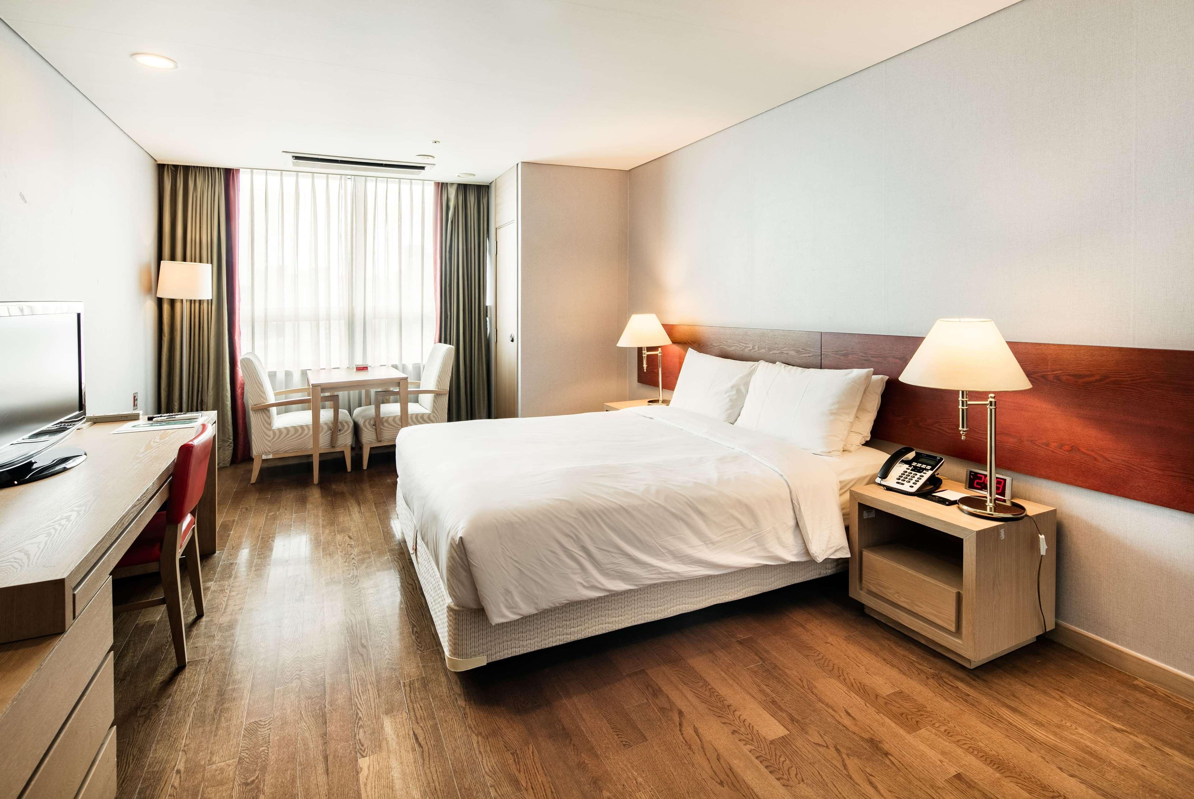 Ramada Hotel&Suites Seoul Namdaemun Seul Exterior foto