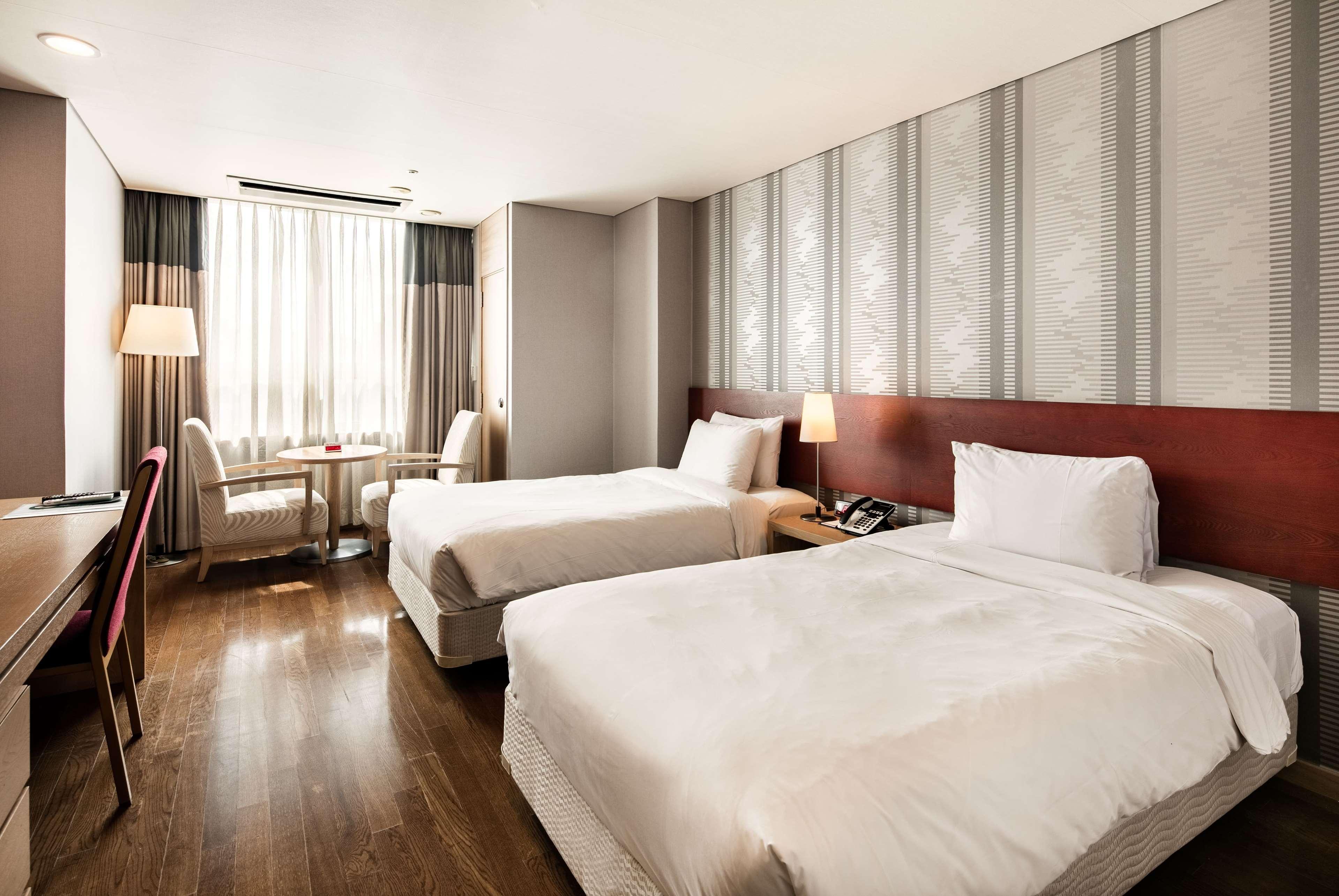 Ramada Hotel&Suites Seoul Namdaemun Seul Exterior foto
