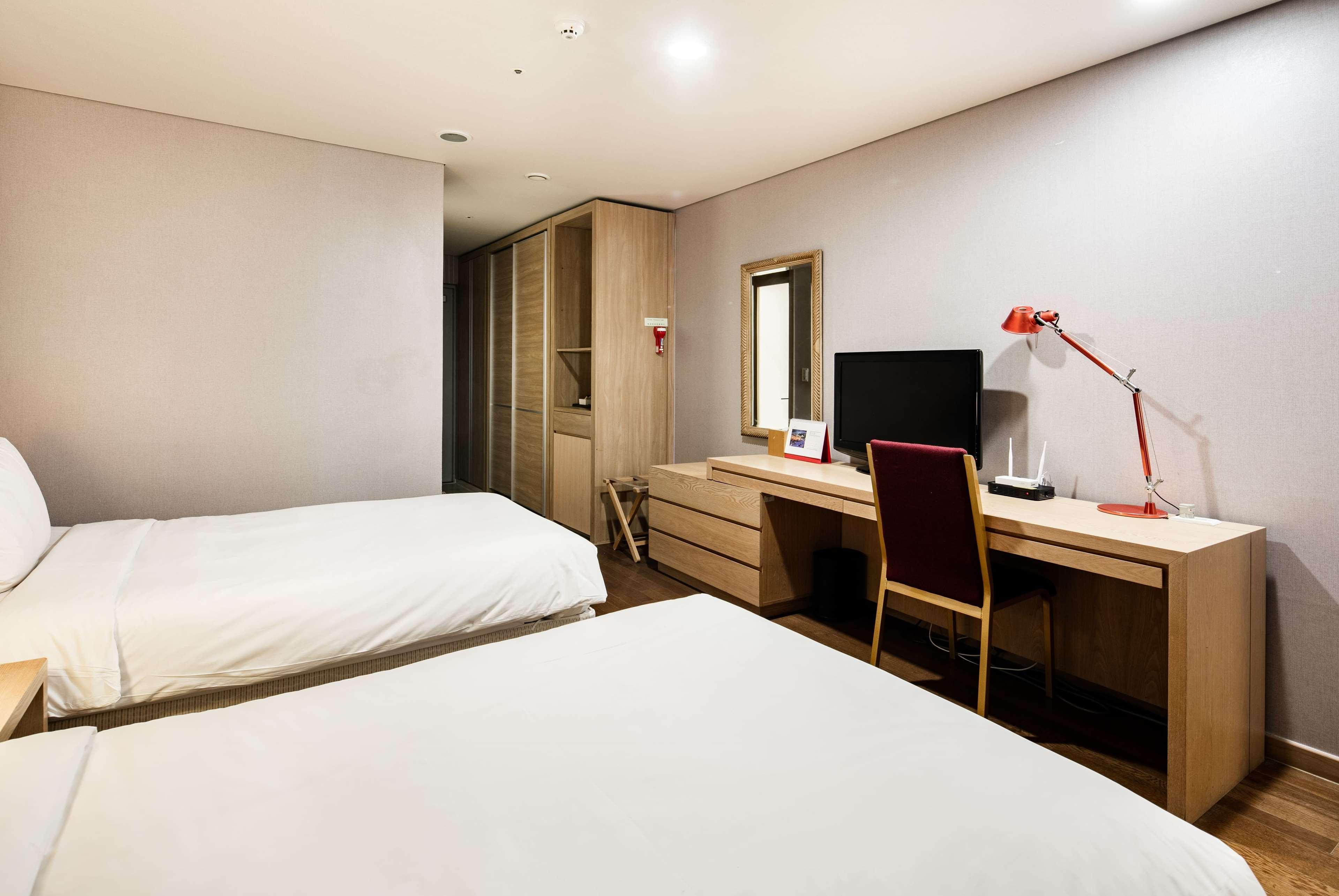 Ramada Hotel&Suites Seoul Namdaemun Seul Exterior foto
