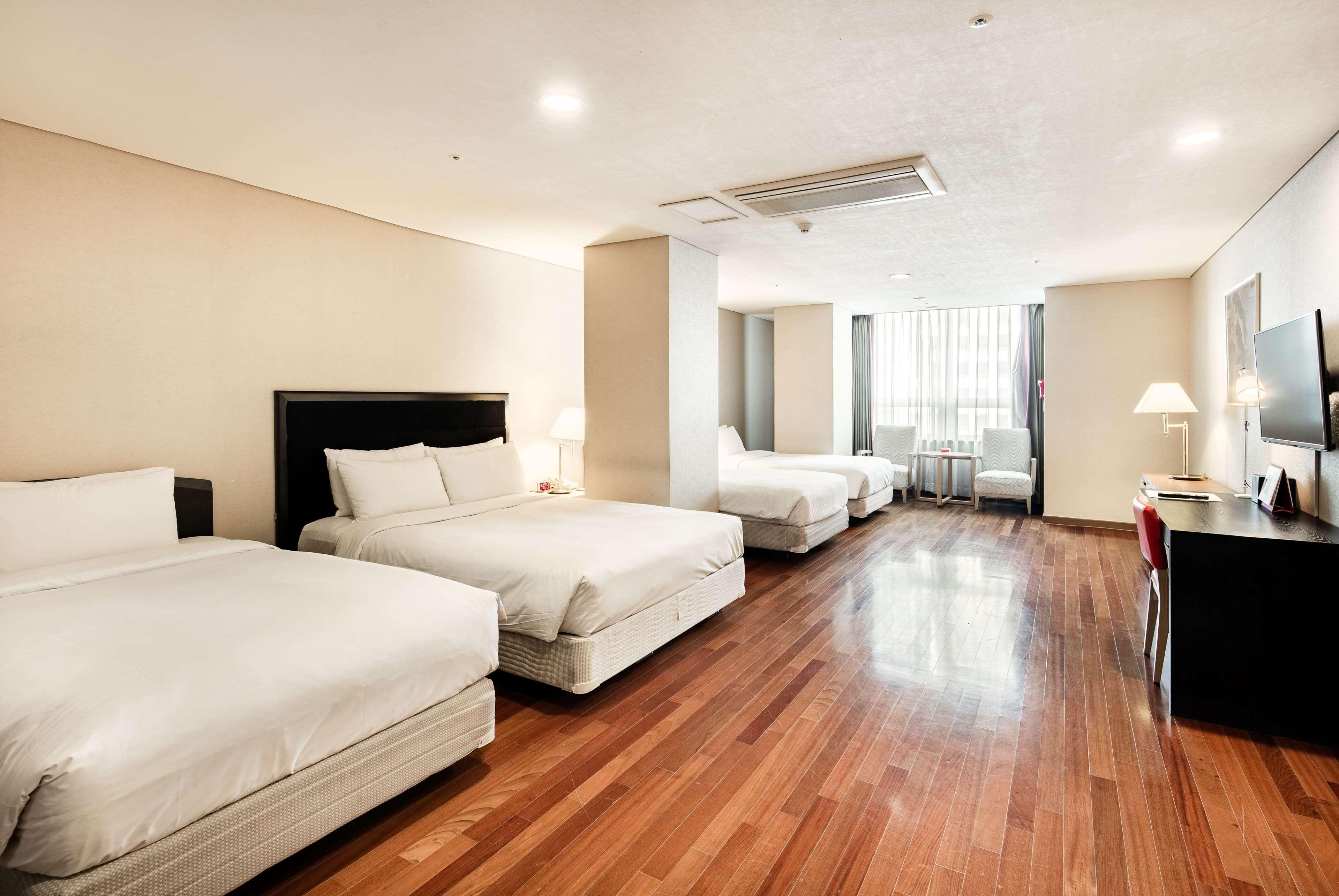 Ramada Hotel&Suites Seoul Namdaemun Seul Exterior foto
